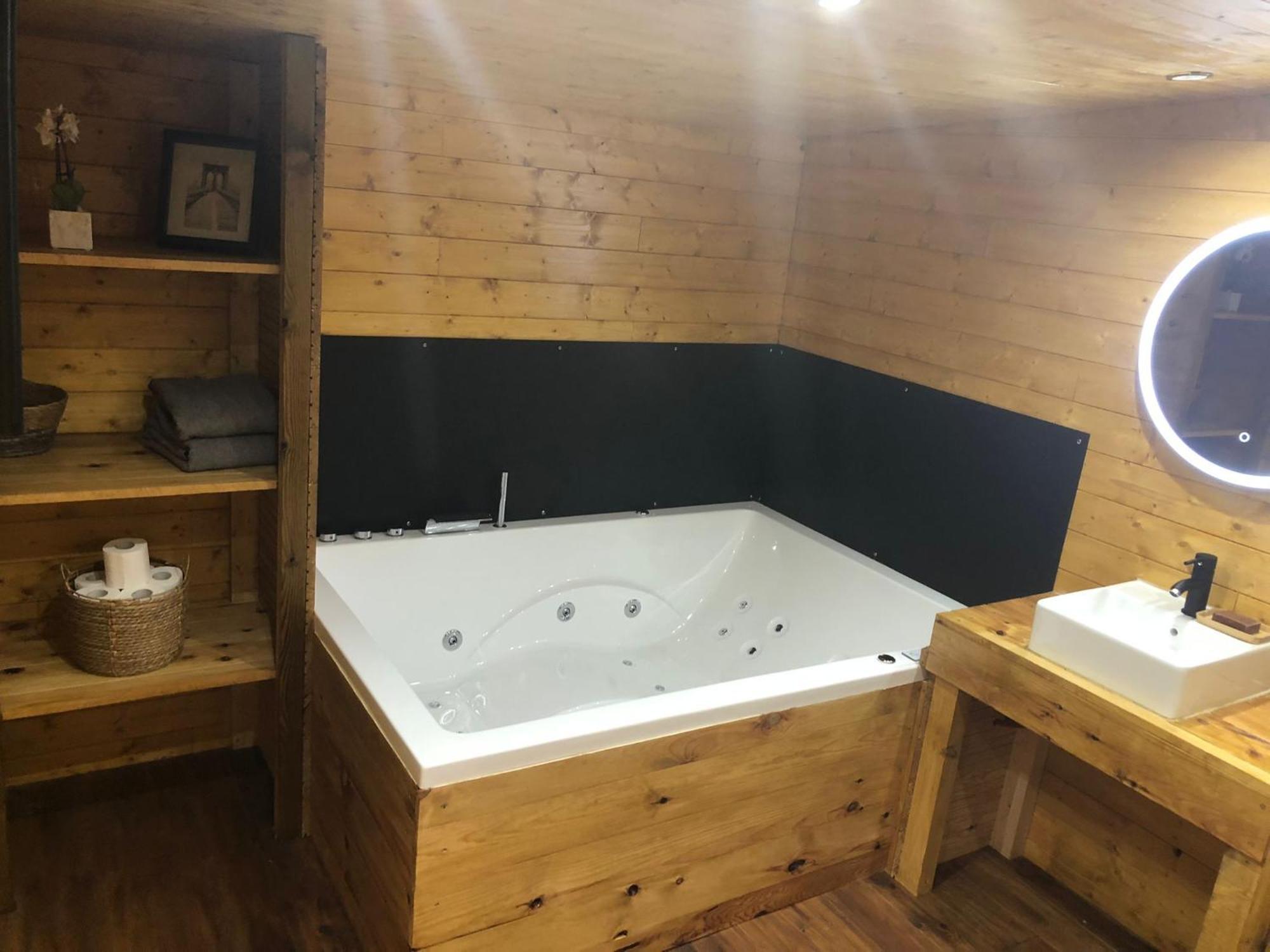 Chalet Mont Ventoux Et Chalet Vip Camaret-sur-Aigues Δωμάτιο φωτογραφία